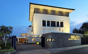 Helios Hotel & Convention  3*